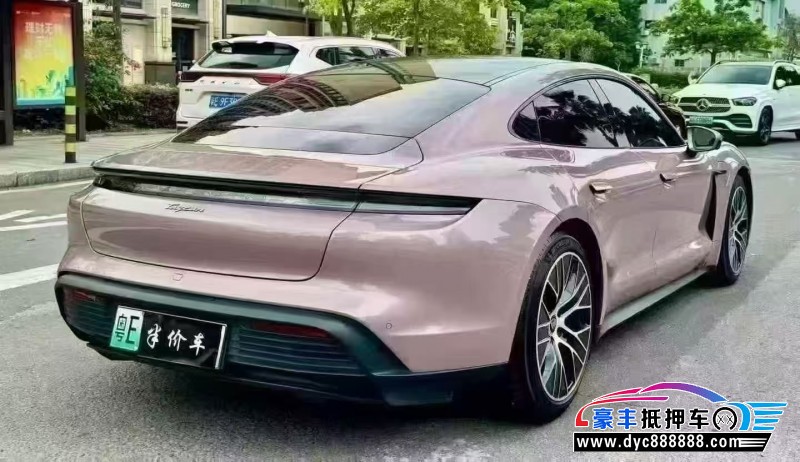 24年保时捷TaYcan轿车抵押车出售