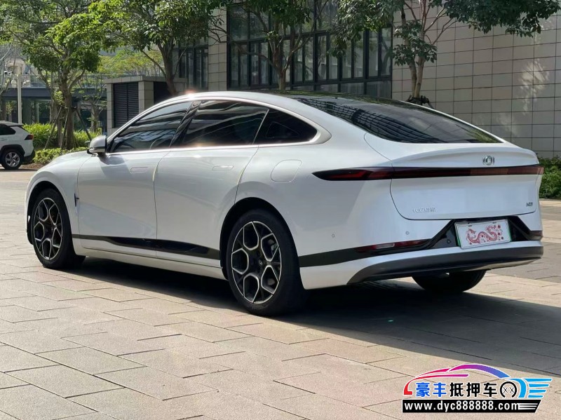 25年长安启源A07轿车抵押车出售