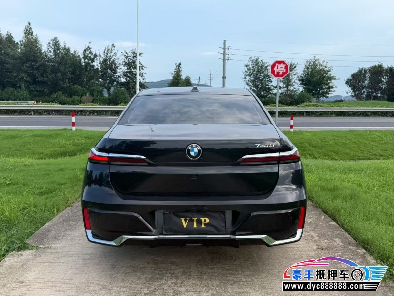 23年宝马7系轿车抵押车出售