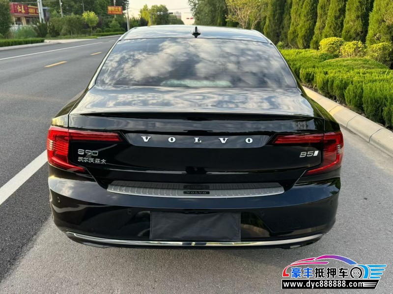 22年沃尔沃S90轿车抵押车出售