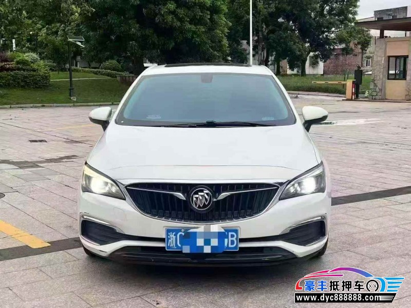 抵押车出售15年别克威朗轿车