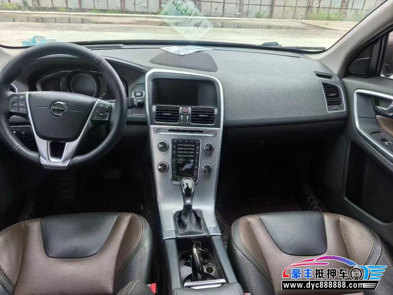 18年沃尔沃XC60轿车抵押车出售