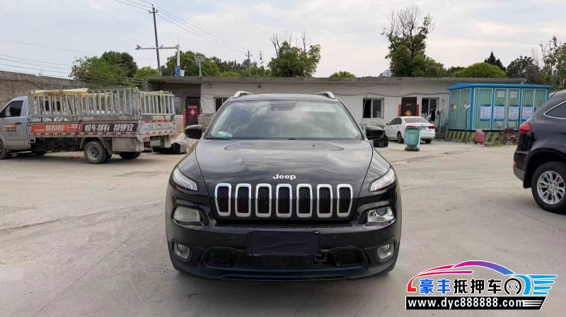 抵押车出售15年Jeep自由光SUV