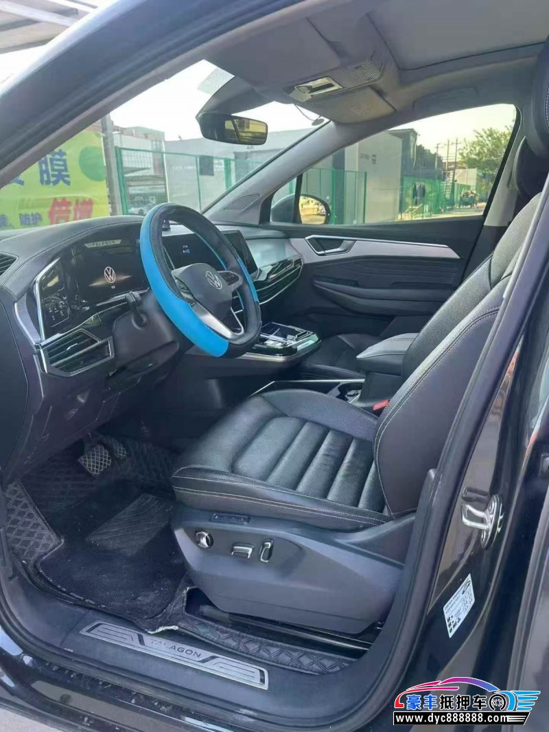 22年大众揽镜轿车抵押车出售
