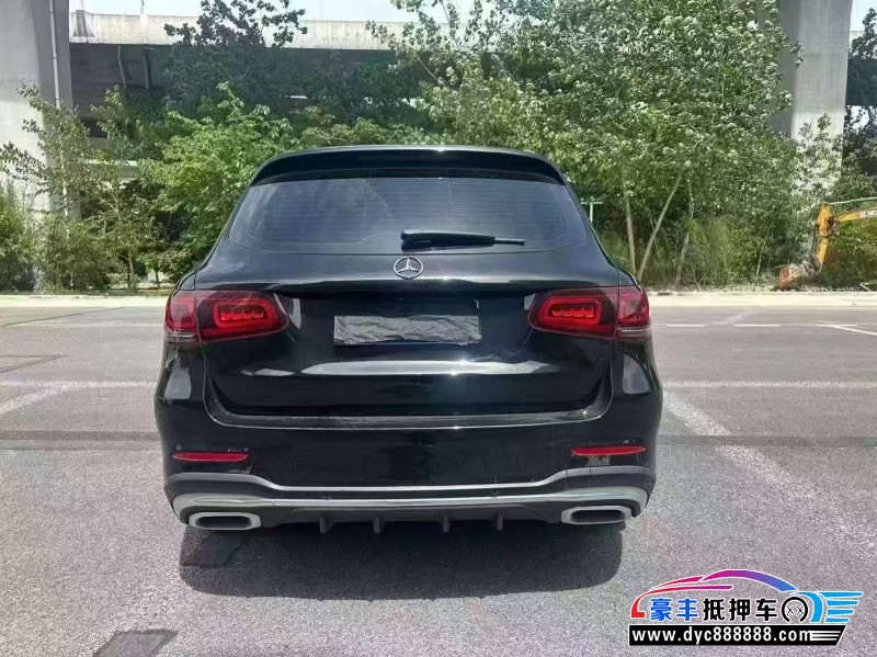 22年奔驰GLC轿车抵押车出售