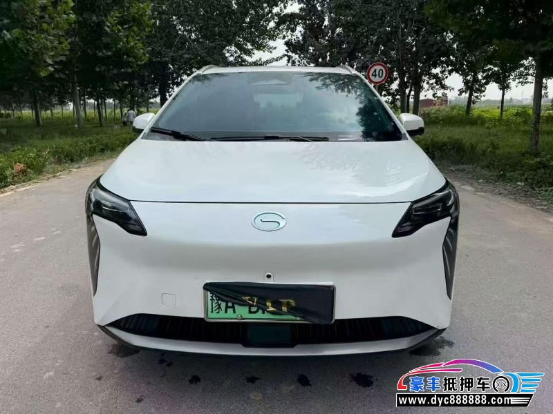 抵押车出售24年埃安Y轿车
