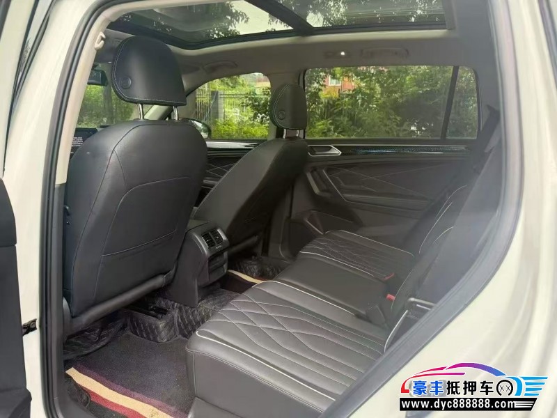 25年大众途观轿车抵押车出售