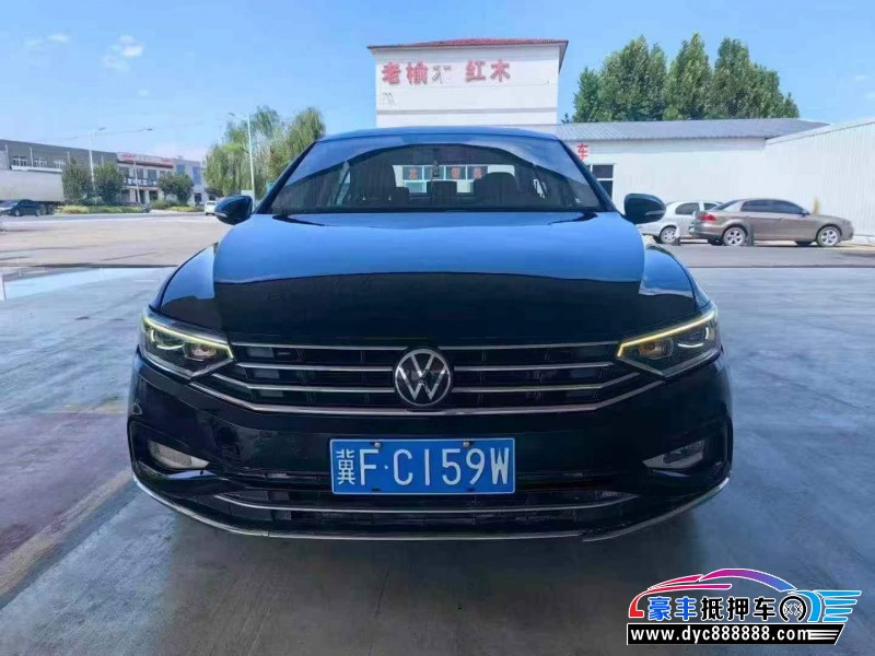 抵押车出售21年大众迈腾轿车