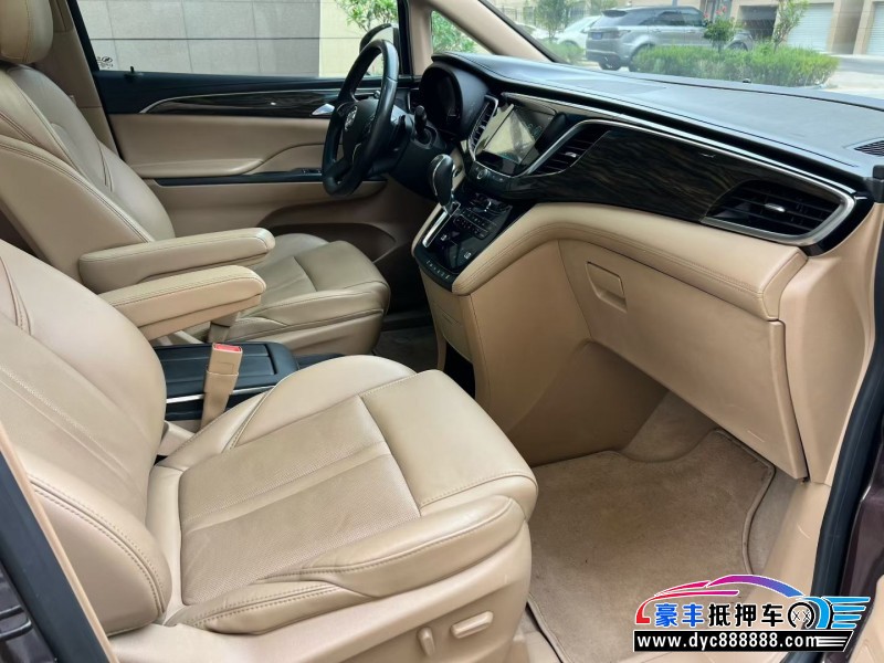 19年别克GL8轿车抵押车出售