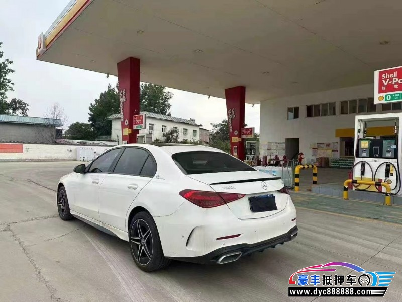 22年奔驰C轿车抵押车出售