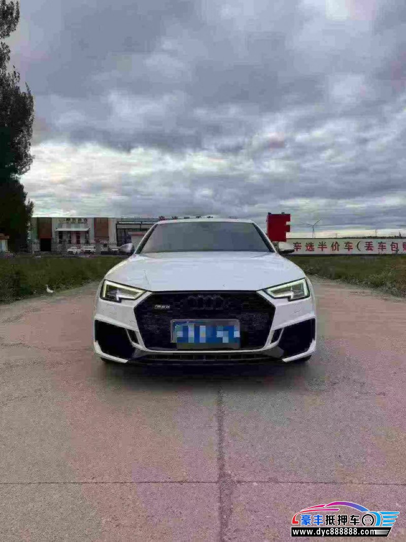 18年奥迪A4轿车抵押车出售