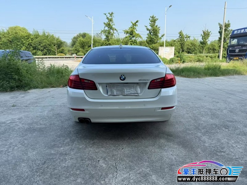17年宝马5系轿车抵押车出售