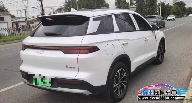 25年比亚迪宋轿车抵押车出售