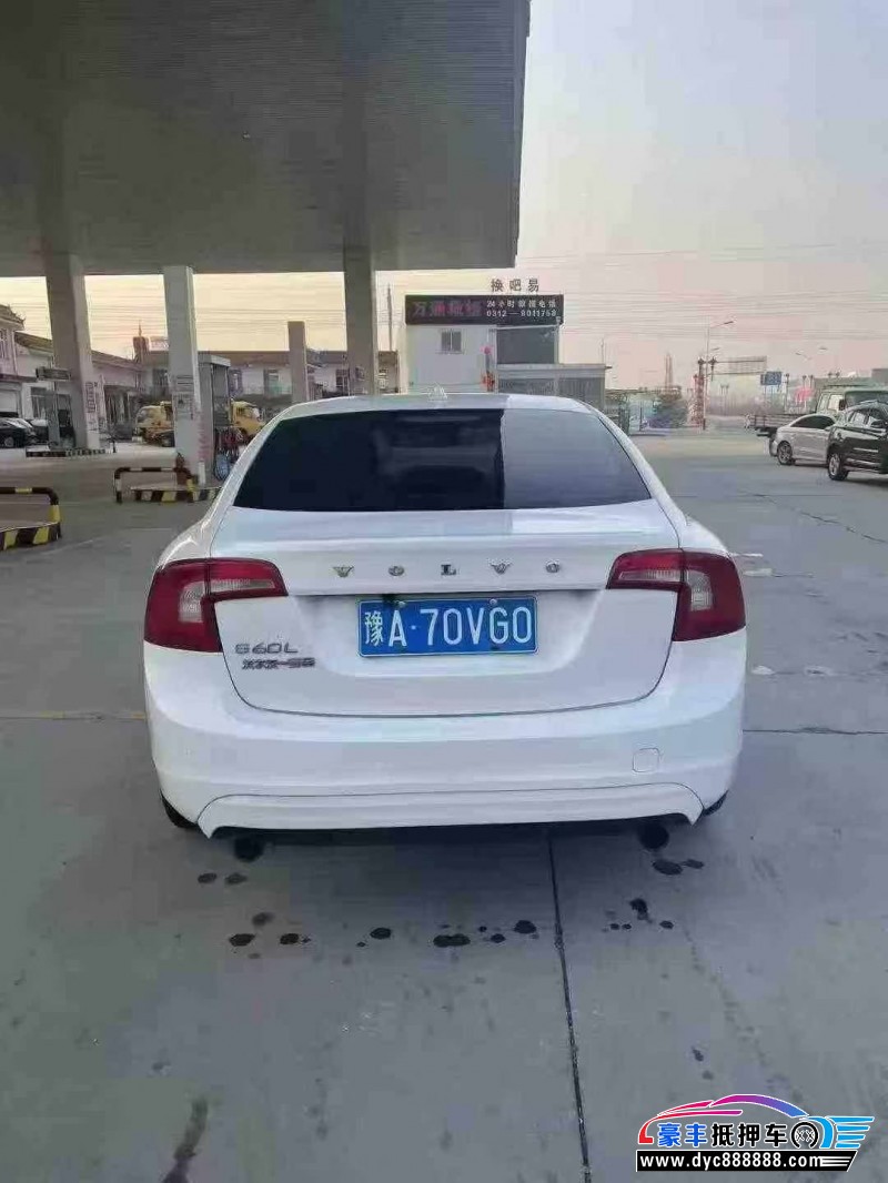 15年沃尔沃S60轿车抵押车出售
