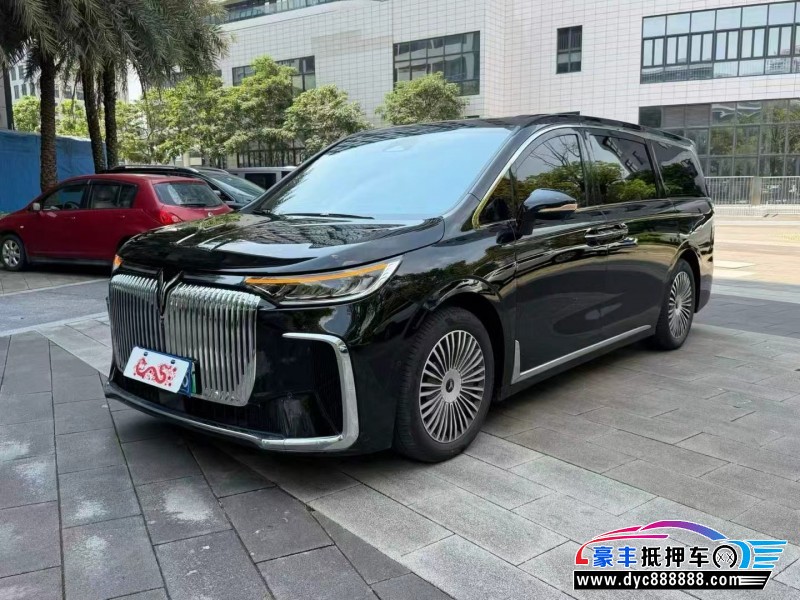 25年岚图梦想家轿车抵押车出售