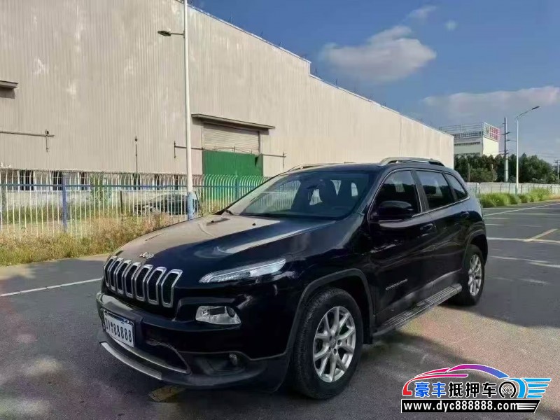 18年Jeep自由光SUV抵押车出售