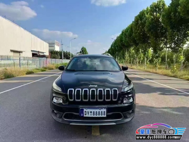 18年Jeep自由光SUV抵押车出售