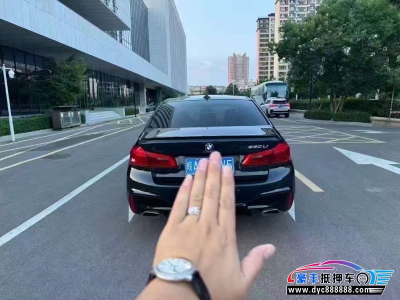 18年宝马5系轿车抵押车出售