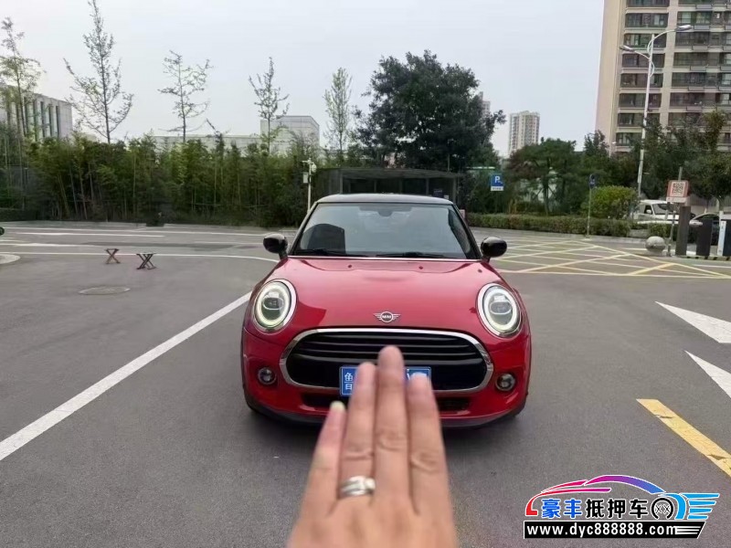 20年宝马MINI轿车抵押车出售