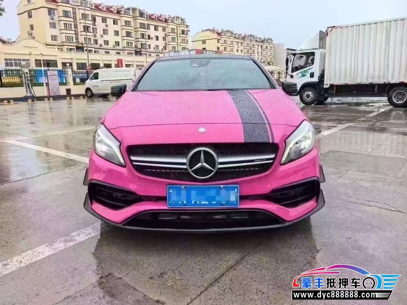 17年奔驰A级AMG轿车抵押车出售