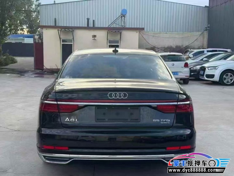 20年奥迪A8轿车抵押车出售