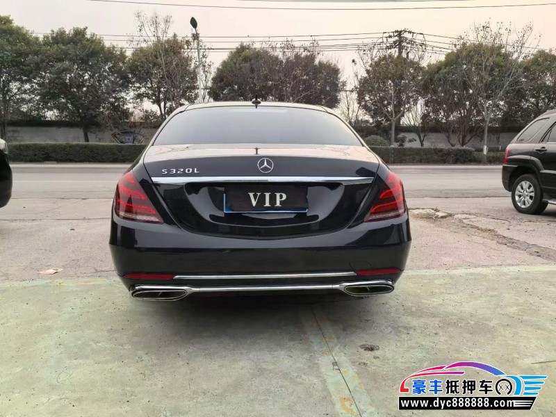 17年奔驰S轿车抵押车出售