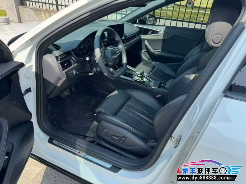 23年奥迪A4轿车抵押车出售