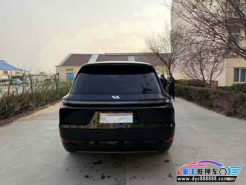 22年理想L9轿车抵押车出售