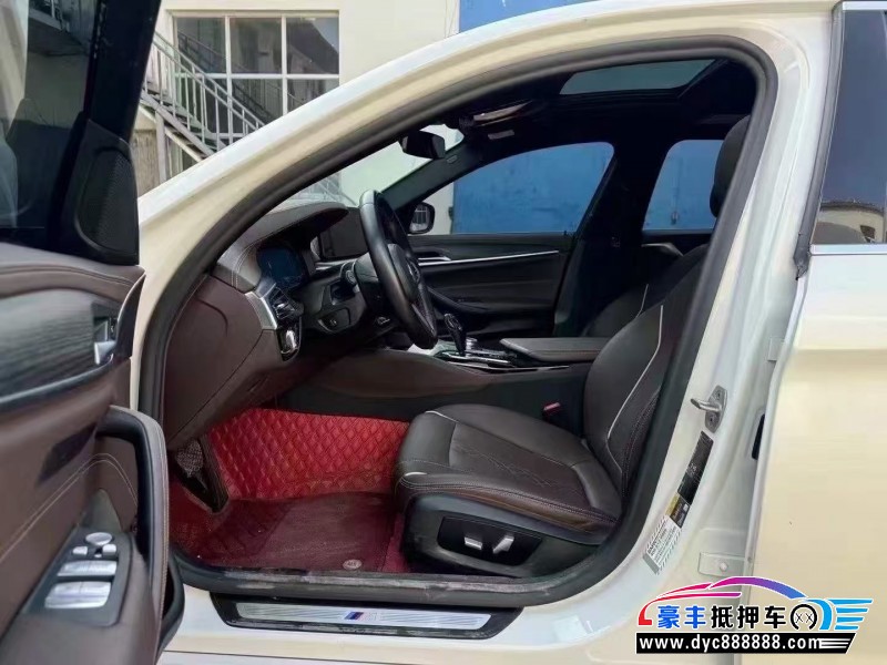 21年宝马5系轿车抵押车出售
