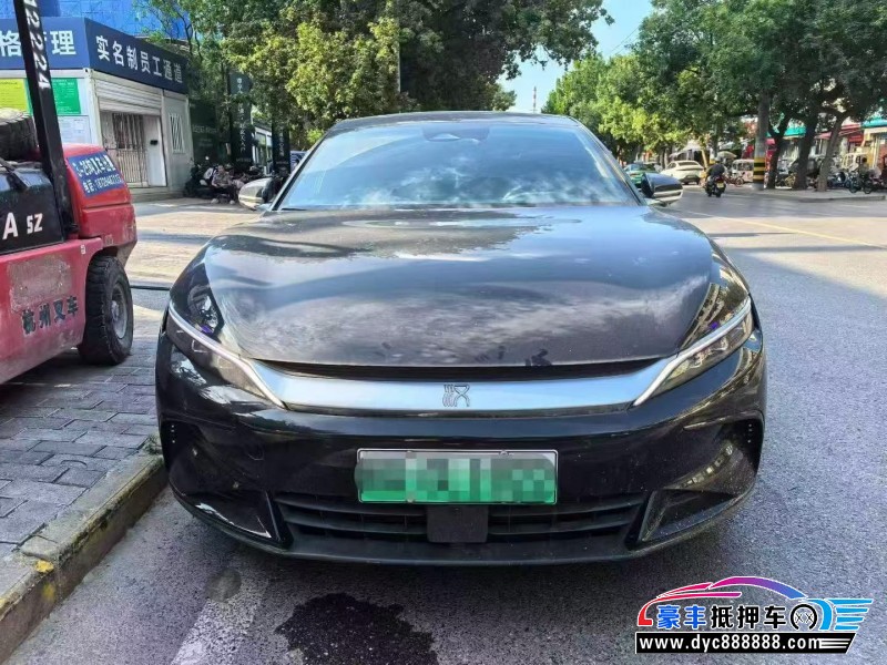 抵押车出售25年比亚迪汉轿车