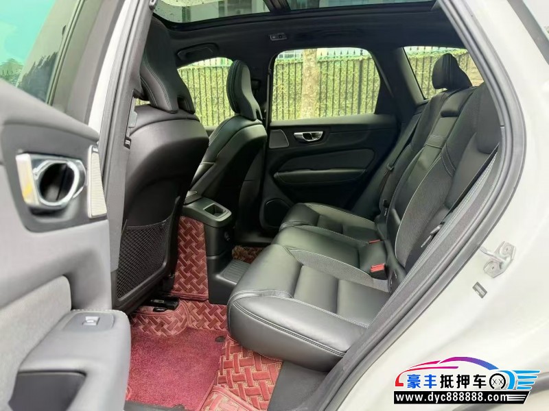 21年沃尔沃XC60轿车抵押车出售