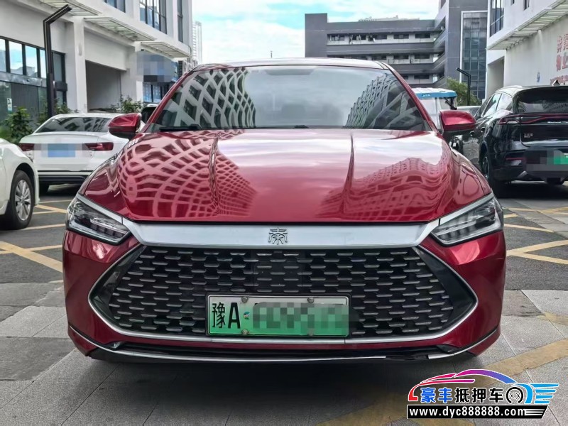 抵押车出售22年比亚迪秦轿车