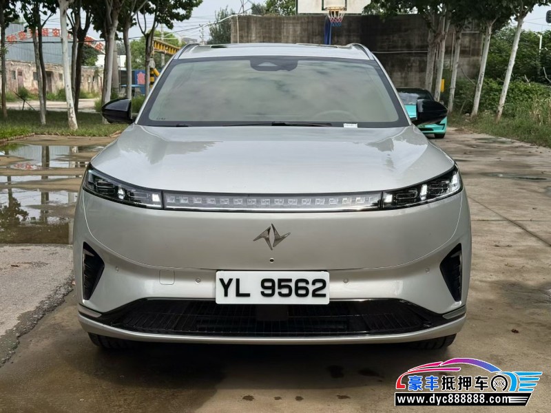 抵押车出售25年东风奕派008SUV
