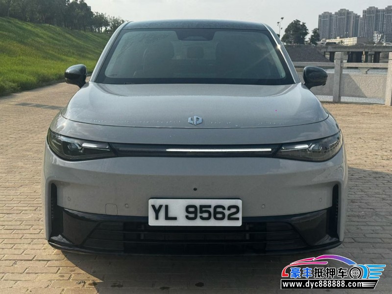 抵押车出售25年零跑C10SUV