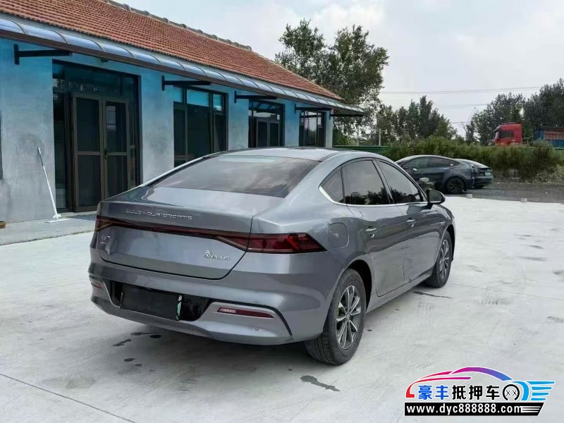 24年比亚迪秦轿车抵押车出售