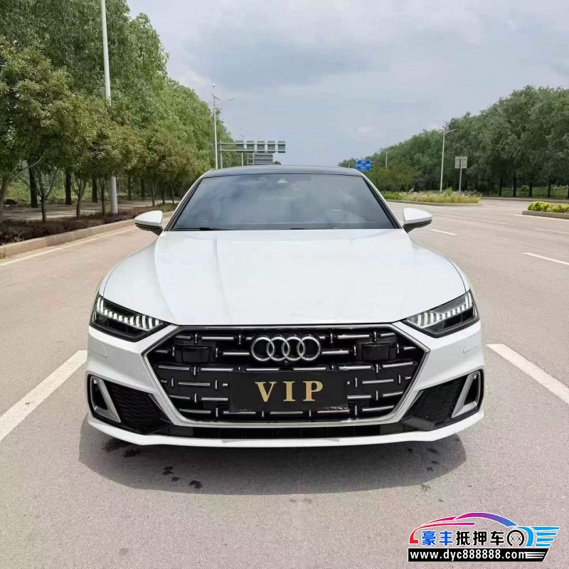 抵押车出售22年奥迪A7轿车