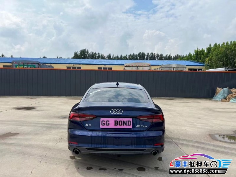 19年奥迪A5轿车抵押车出售