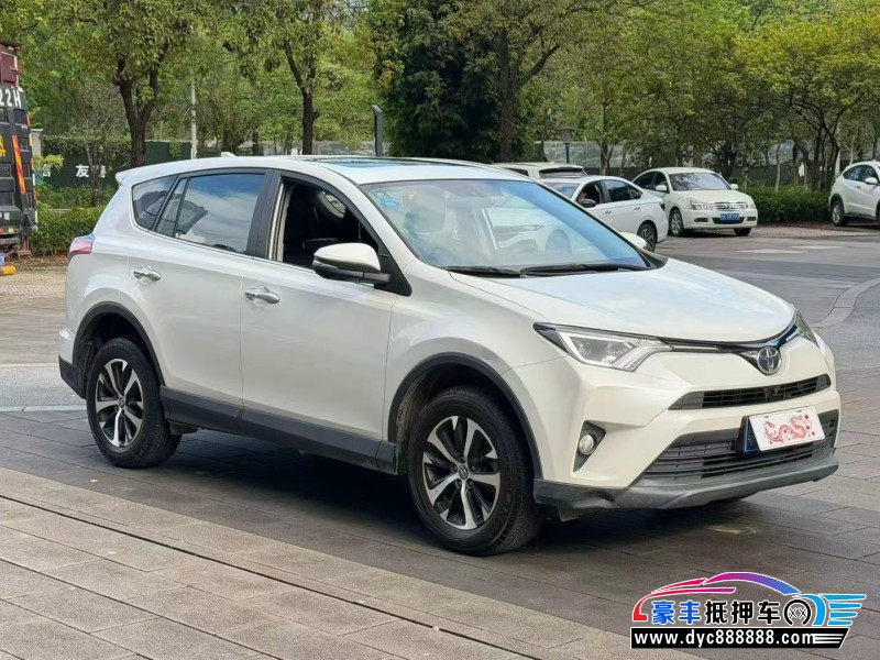 19年丰田RAV4轿车抵押车出售