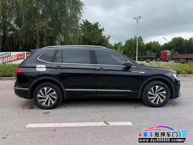 20年大众途观轿车抵押车出售