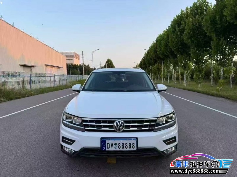 抵押车出售21年大众途观轿车