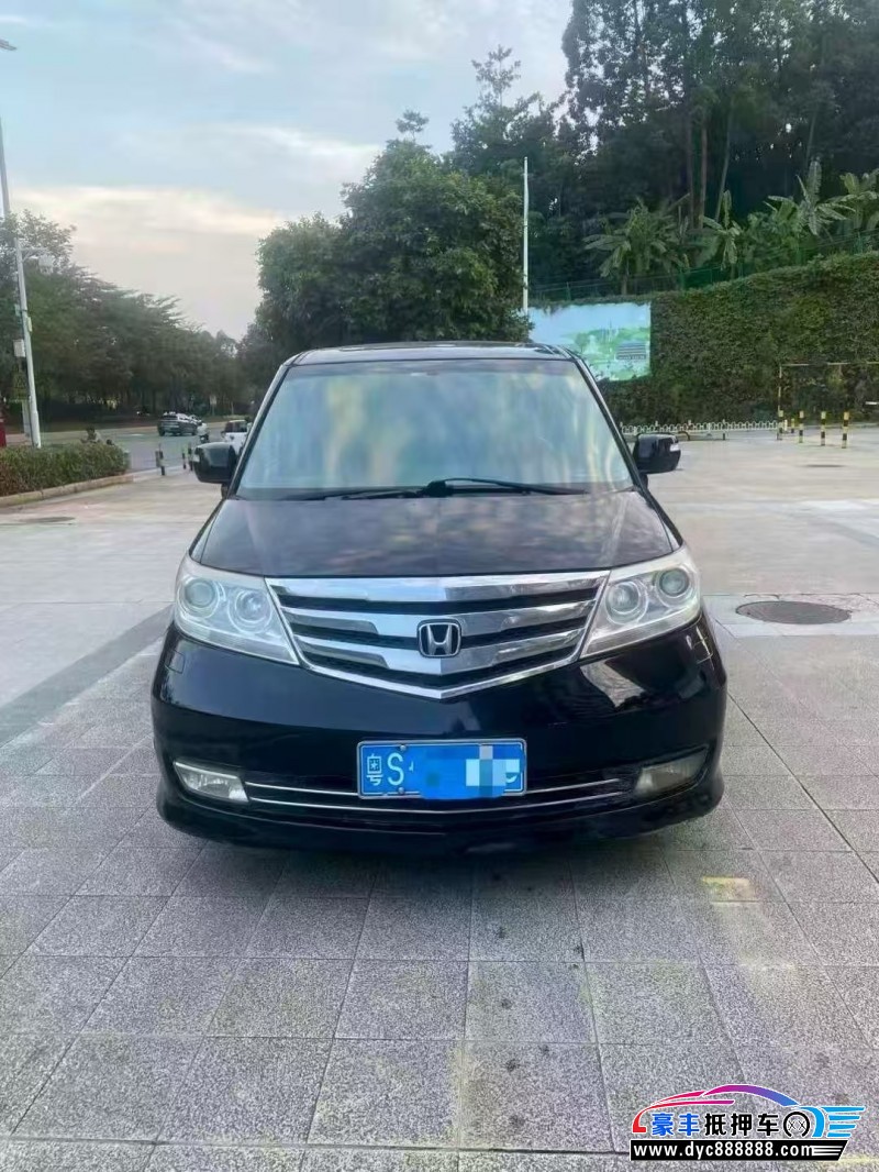 抵押车出售15年本田艾力绅轿车