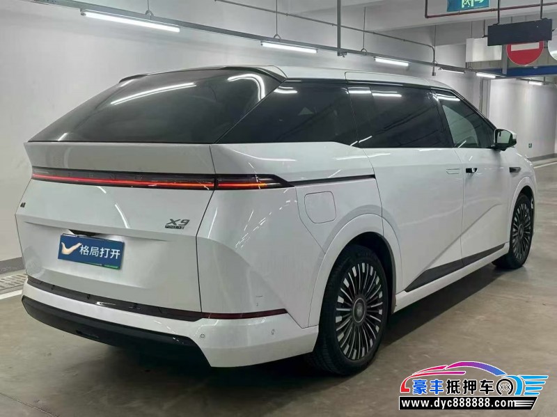 26年小鹏X9轿车抵押车出售
