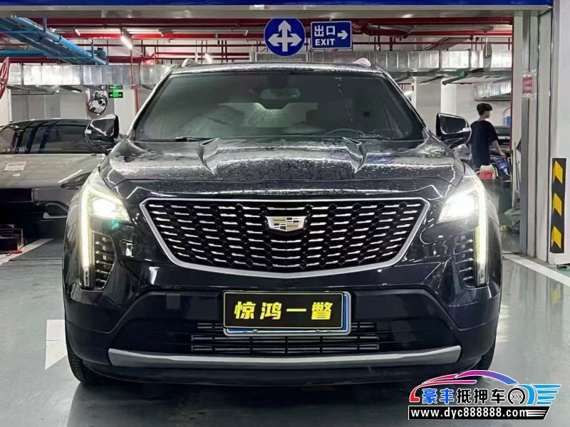 抵押车出售20年凯迪拉克XT4轿车