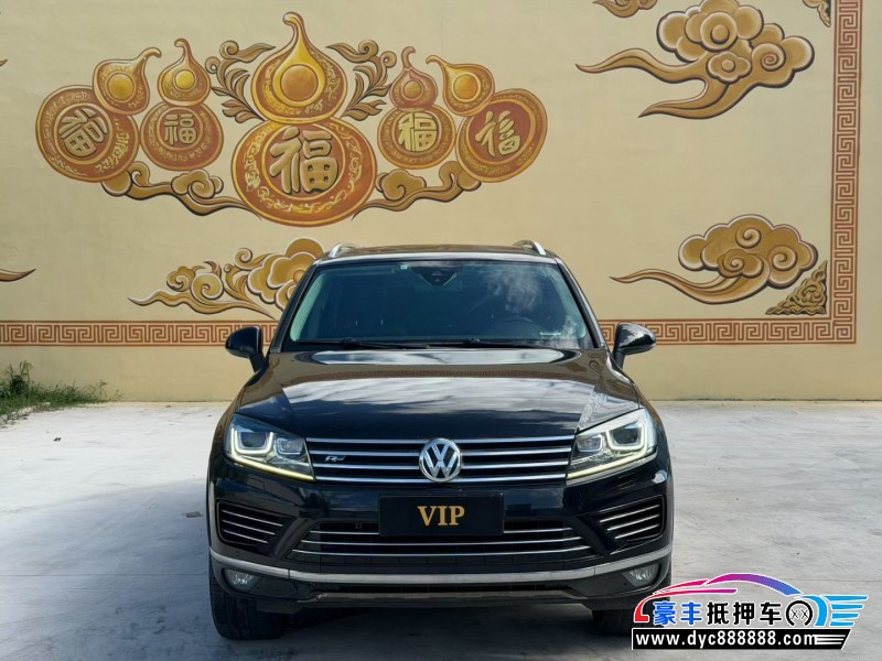 抵押车出售16年大众途锐轿车