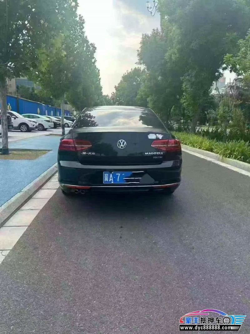 18年大众迈腾轿车抵押车出售
