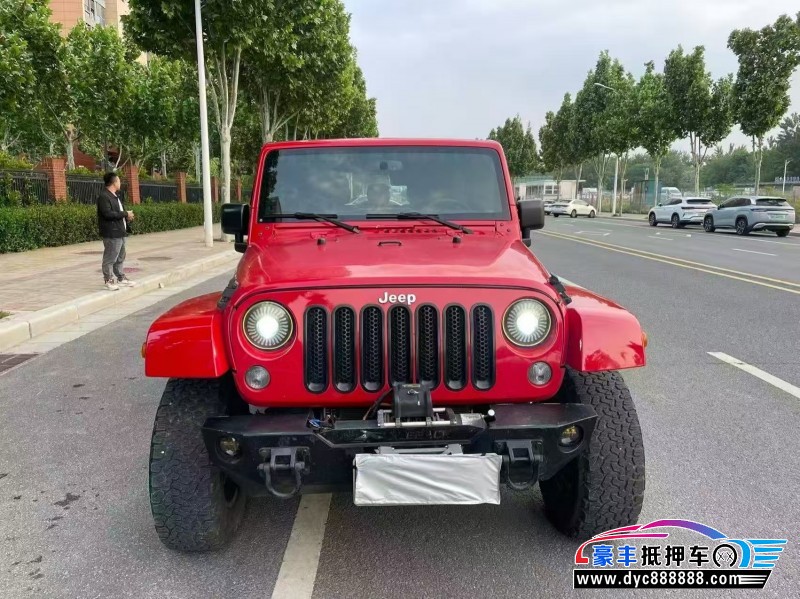 15年Jeep牧马人轿车抵押车出售