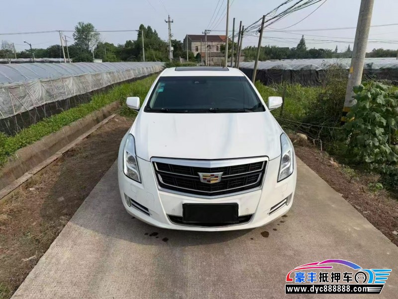 抵押车出售17年凯迪拉克XTS轿车