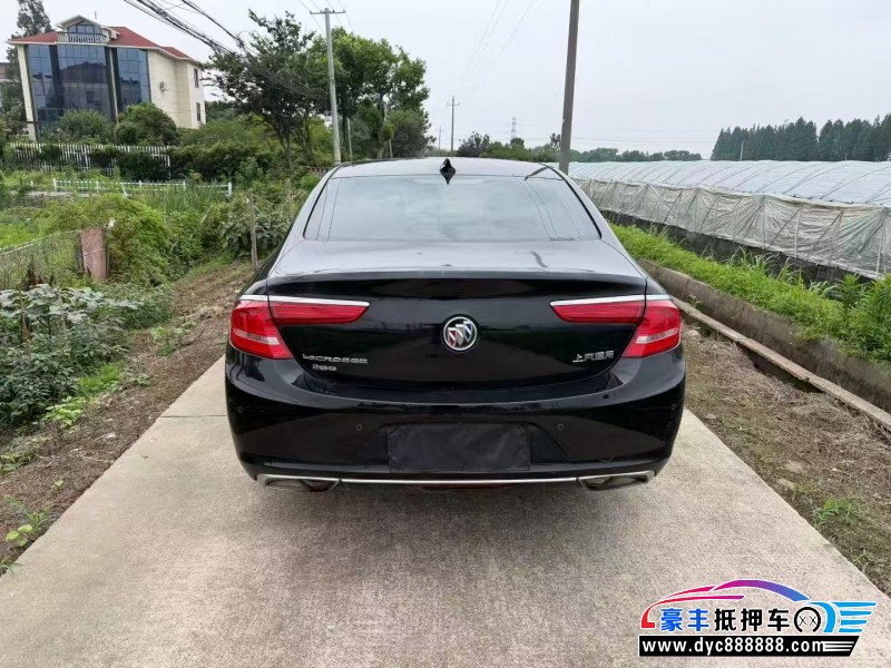 17年别克君越轿车抵押车出售