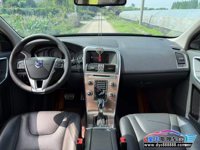 15年沃尔沃XC60轿车抵押车出售
