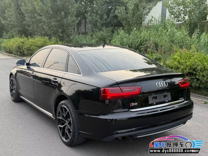 17年奥迪A6L轿车抵押车出售
